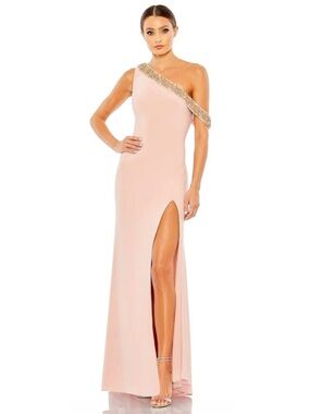 NEW WITH TAGS Mac Duggal Rose Pink One-Shoulder Evening Gown with Beaded Strap